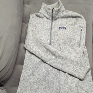 Patagonia Heather Gray Fleece Pullover